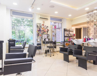 Перечень необходимого оборудования для салона красоты и парикмахерской?