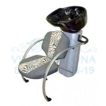 Биатрис с креслом Мона